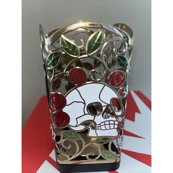 Bath & Body Works Bath Bath Body Works Stained Glass Skull Gentle
